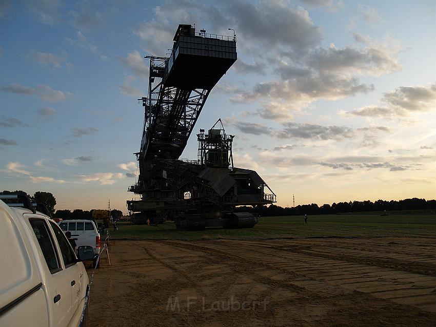 Bagger auf Reisen P211.JPG